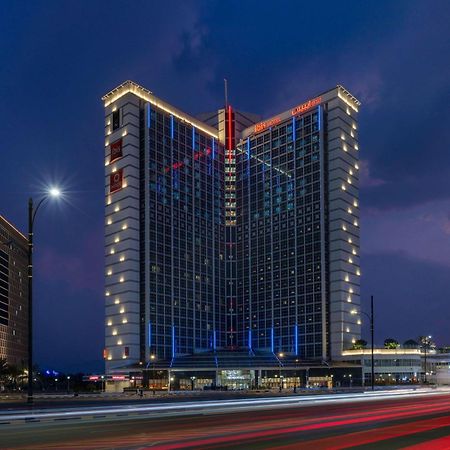 Novotel Fuyaira Exterior foto
