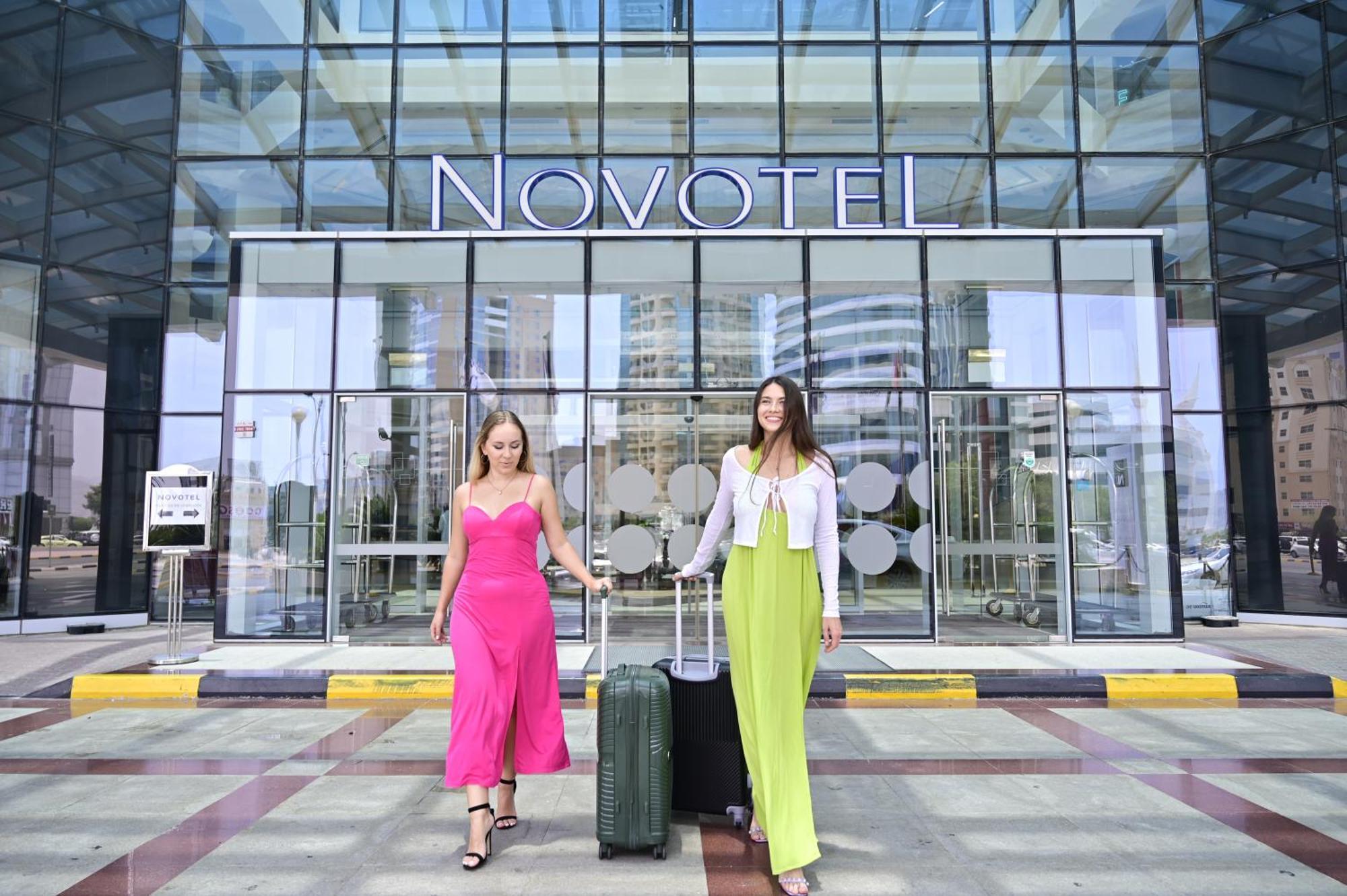 Novotel Fuyaira Exterior foto